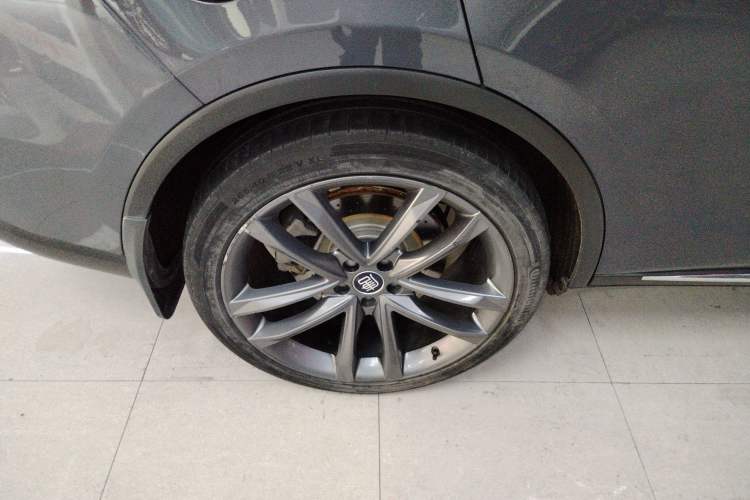 Used BYD Tang New Energy 2019 EV600D Four-Wheel Drive Smart Connectivity Leading Model Exterior 3