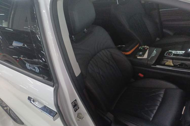 Used GAC Trumpchi M8 2024 Master Series 400T Prestige Edition
