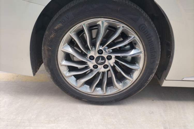 Used VOYAH Dream 2022 Low-Carbon Edition Dream+ Smart Enjoyment Package Right Rear Wheel Hub