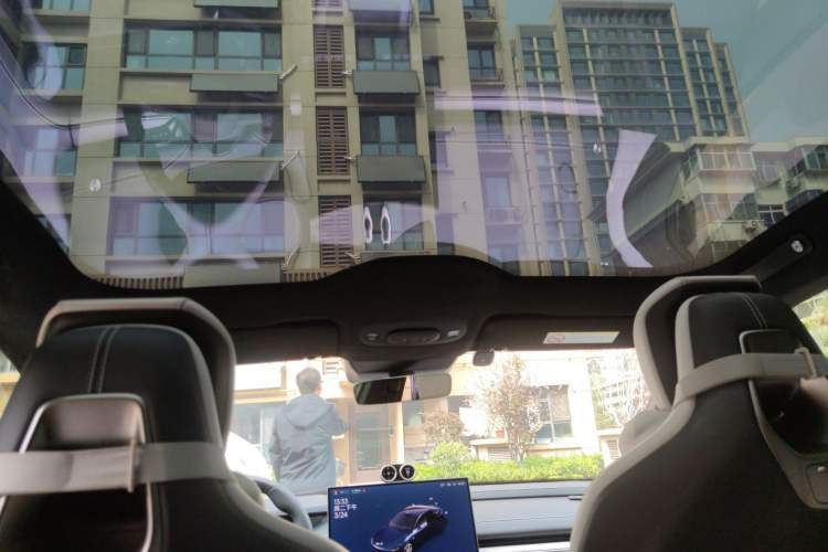 Used Xiaomi Auto SU7 2024 Four-Wheel Drive Ultra-Long Range Advanced Intelligent Driving Max Edition