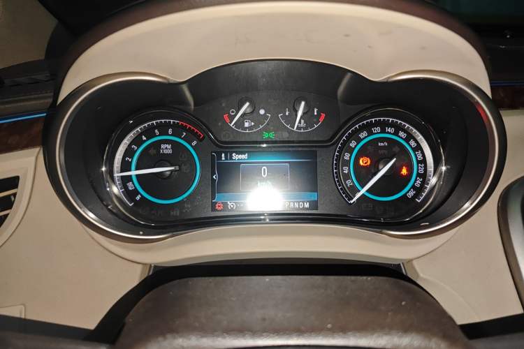 Used Buick LaCrosse 2013 eAssist 2.4L Eco-Friendly Comfort Model
