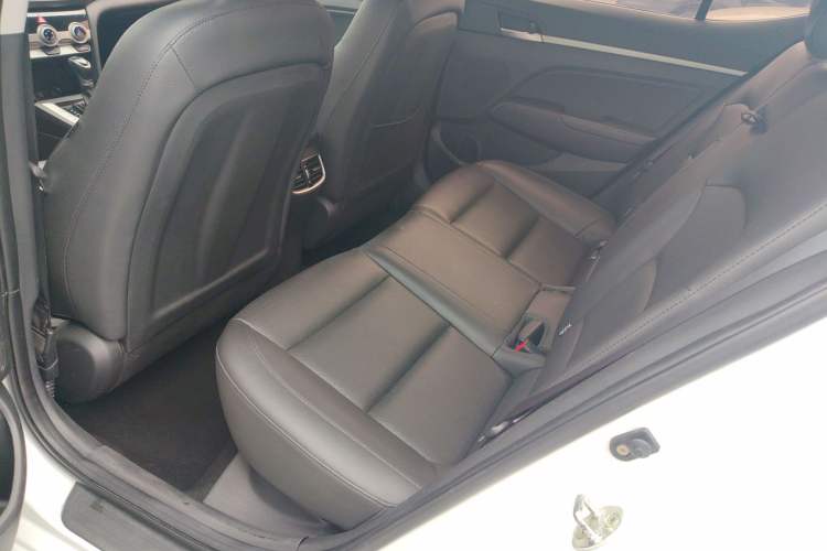 Used Hyundai Elantra (6th Generation / Lingdong) 2019 1.5L CVT ZhiXuan – Elite Version Left Rear Seat