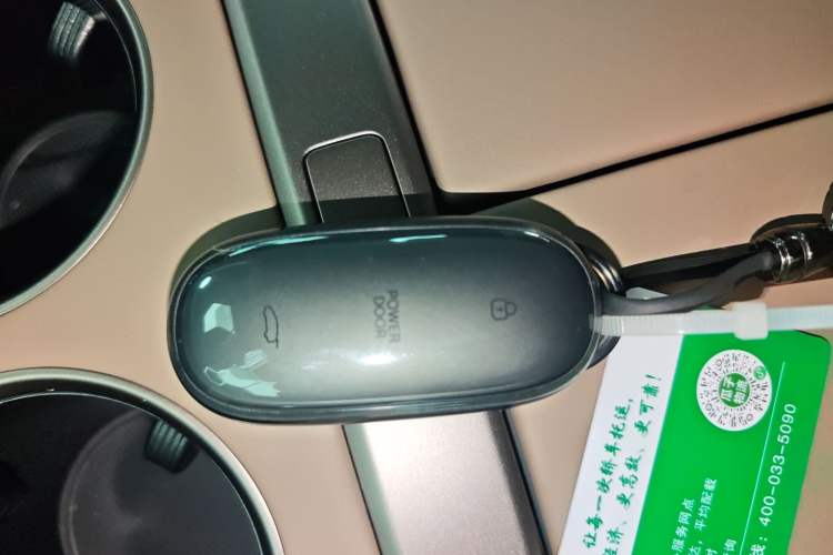 Used Li Auto MEGA 2025 Home Family Special Edition