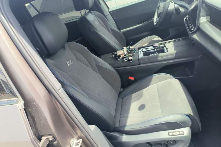 Used Volkswagen Teramont 2025 Tiguan Pro 450TSI Four-Wheel Drive Summit Edition
