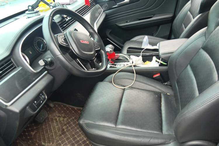 Used Sinotruk VGV U70 2020 1.5T Automatic Smart Enjoyment Elite Navigation Version 7 Seats