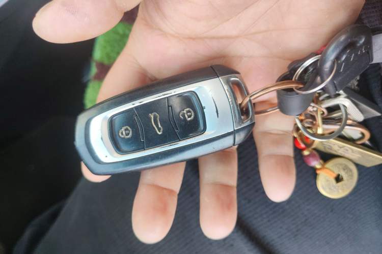 Used Geely Auto Emgrand 2018 1.5L CVT Upward Connect Edition Vehicle Key