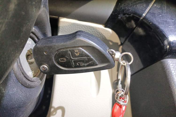 Used Soueast V3 Lingyue 2013 Revised Version 1.5L Manual – Affordable Edition Vehicle Key