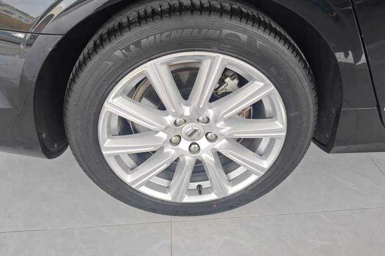 Used Volvo S90 2020 Facelifted T5 Zhiyi Luxury Edition
