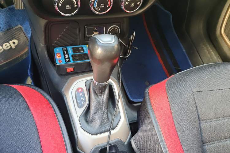 Used Jeep Renegade 2017 180T Automatic High-Energy Version