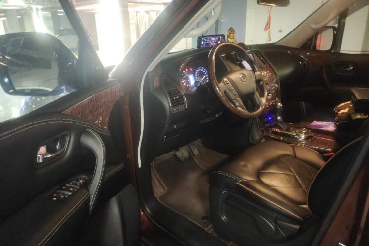 Used Nissan Patrol  Driver Seat