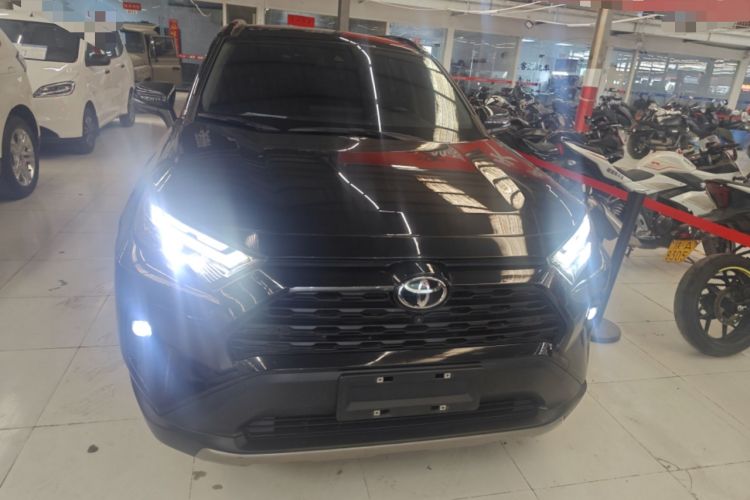 Used Toyota RAV4 2023 2.0L CVT Two-Wheel Drive Fashion Plus Edition Front