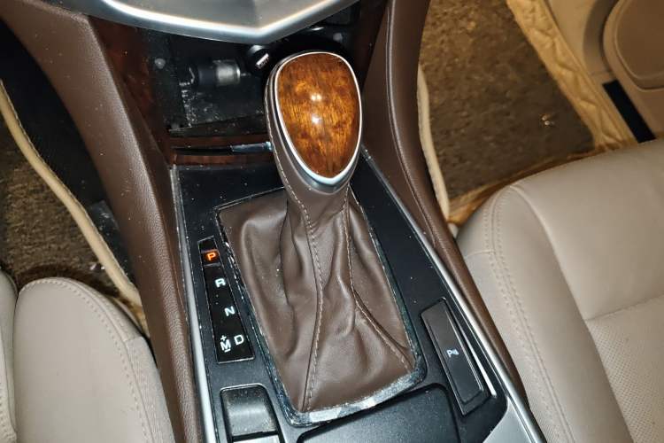 Used Cadillac SRX 2015 3.0L Elite Model
