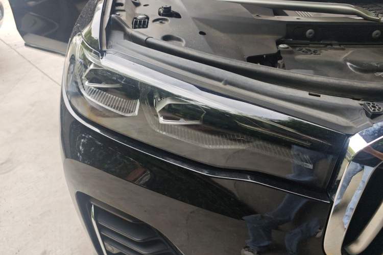 Used BMW X7 2022 xDrive40i Luxury Package with Leading Features

