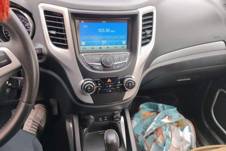 Used Changan CS35 2016 1.6L Automatic Luxury Model China V Standard