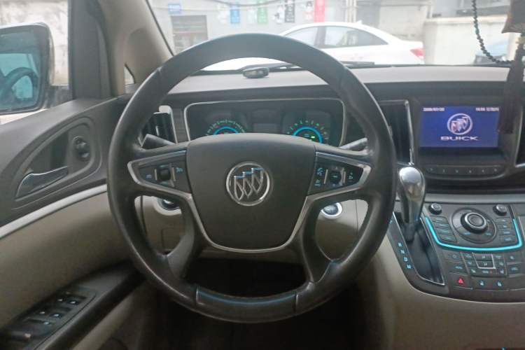 Used Buick GL8 2011 3.0L XT Luxury Business Flagship Edition
