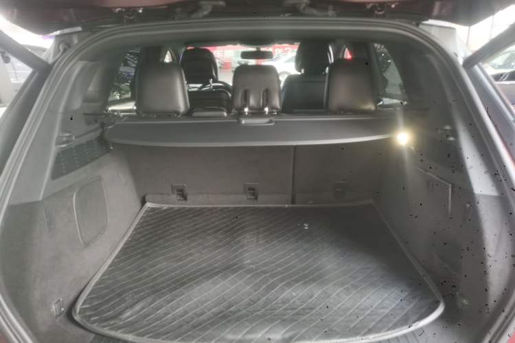 Used Lincoln MKC 2016 2.0T Two-Wheel Drive Deluxe Edition
