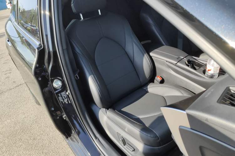 Used Toyota Avalon 2023 2.0L Luxury Edition
