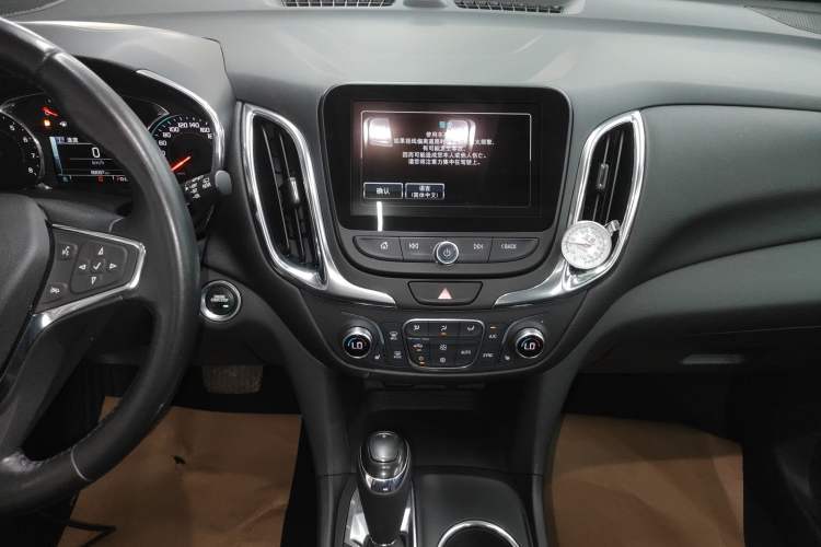 Used Chevrolet Equinox 2018 535T Automatic YuJie Edition Audio And AC Panel
