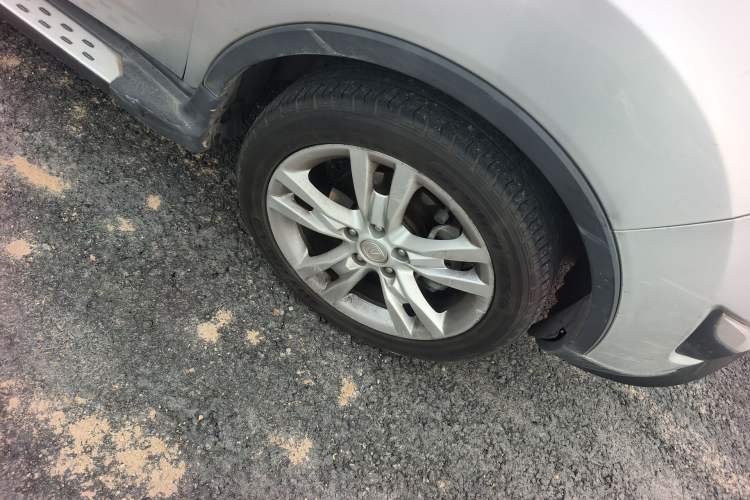 Used CHANGAN CS35 2014 1.6L Automatic Luxury Navigation Model China IV Standard
