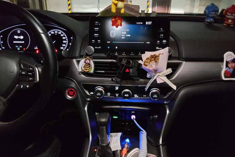 Used Honda Accord 2018 260TURBO Luxury Edition China V Emission Standard Audio And AC Panel