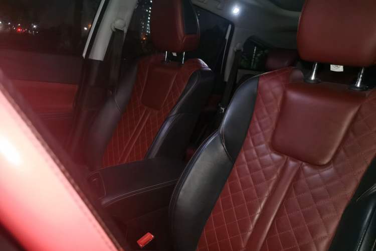 Used FORTHING T5L 2020 1.5T Automatic Luxury Model 5 Seats China VI Standard
