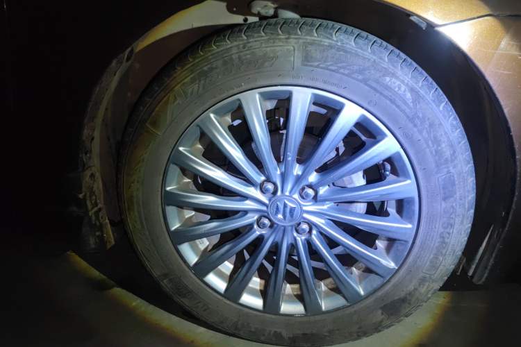 Used Suzuki Alivio 2015 1.6L Automatic Enjoyment Model
