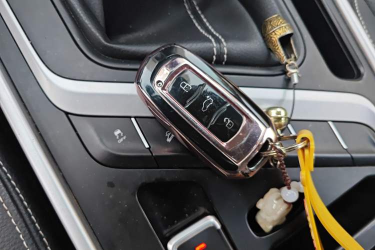 Used Geely Auto Vision X6 2018 1.8L Manual 4G Connect Luxury Edition