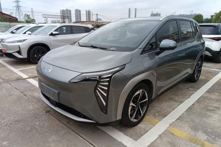 Used AION Y 2023 Younger Star Edition