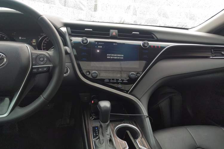 Used Toyota Camry 2019 2.5G Luxury Edition China VI Standard Audio And AC Panel