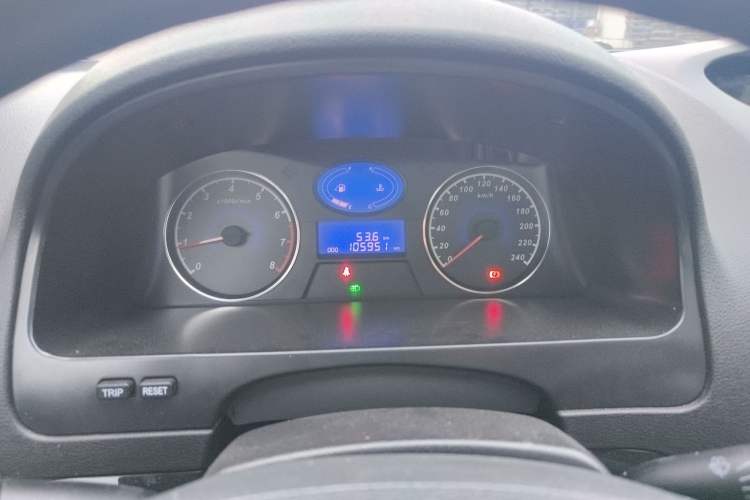 Used Geely Auto Classic Emgrand 2013 Sedan 1.5L Manual Entry-Level Model
