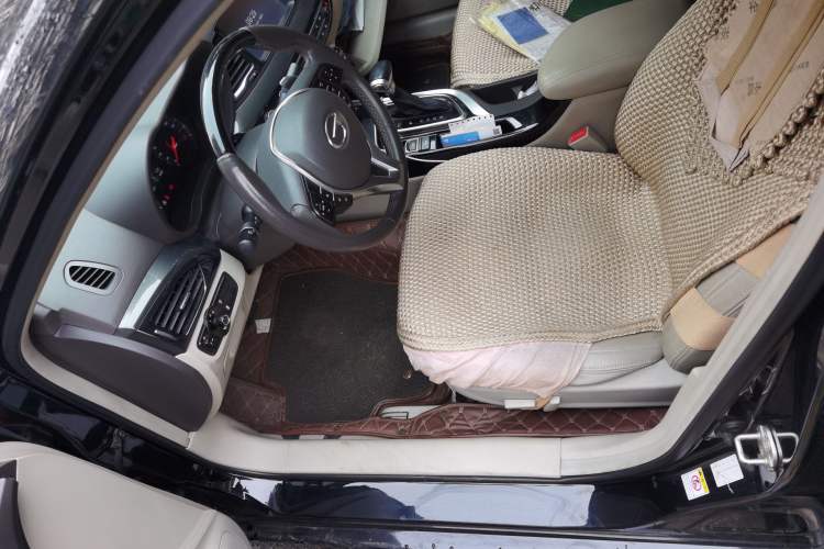 Used GAC Trumpchi GA6 2015 1.8T DCT Luxury Navigation Model