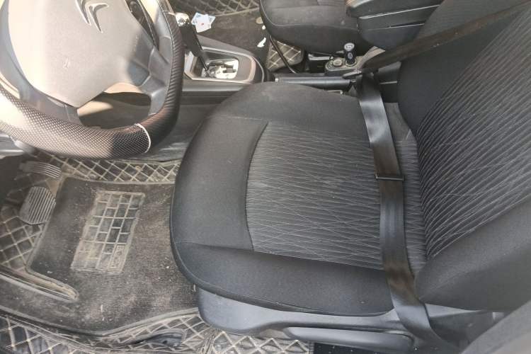 Used Citroen Elysee 2015 Qishang Edition 1.6L Automatic Fashion Model
