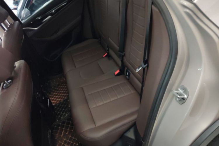 Used BMW X3 2021 xDrive25i Luxury Package Left Rear Seat