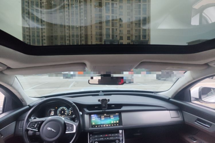 Used Jaguar XFL 2020 XFL 2.0T P250 Four-Wheel Drive Luxury Edition Headliner