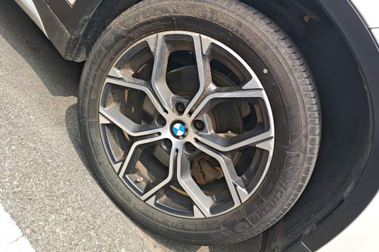 Used BMW X1 2020 sDrive20Li Premium Edition Right Front Wheel Hub