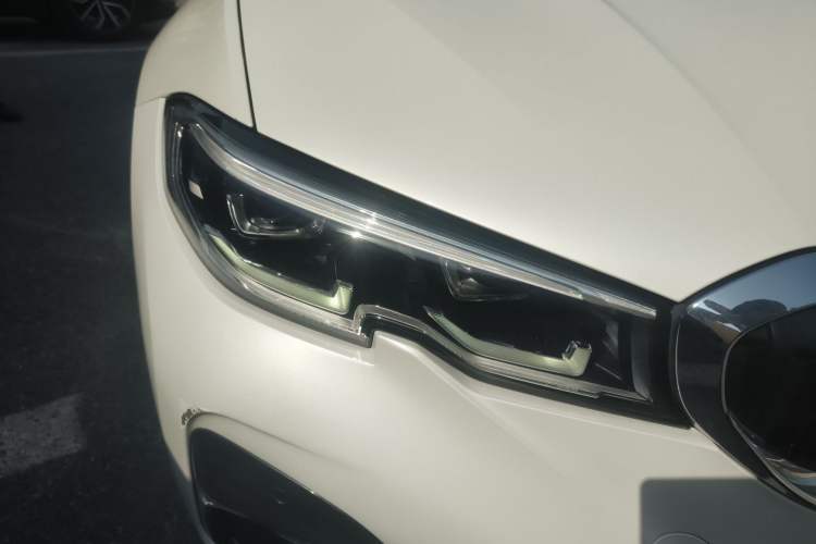 Used BMW 3 Series 2020 Facelifted 325Li xDrive M Sport Package Right Front Headlight