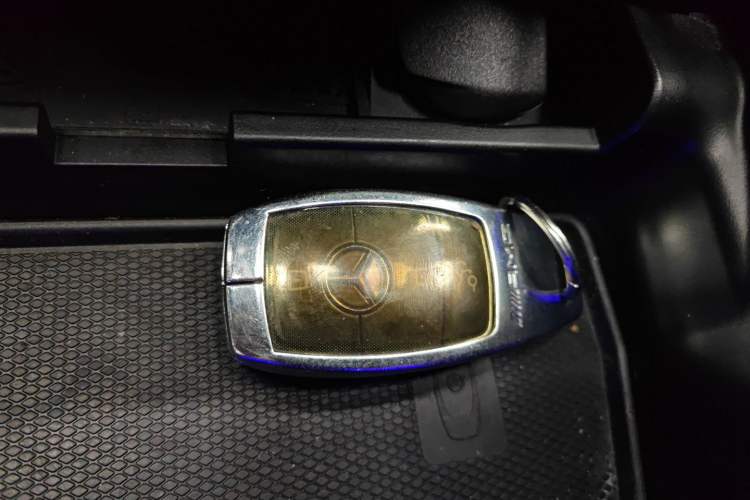 Used Mercedes-Benz E-Class 2023 Updated E 300 L Luxury Edition Interior 1