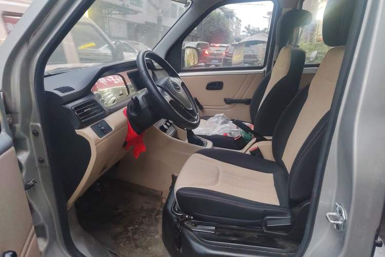 Used CHANGAN KUAYUE Xing V3 2022 1.5L Gasoline Comfort Edition 5-Seater Minivan JL473QH
