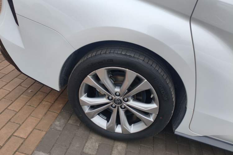 Used Toyota Sienna 2021 2.5L Hybrid Premium Edition