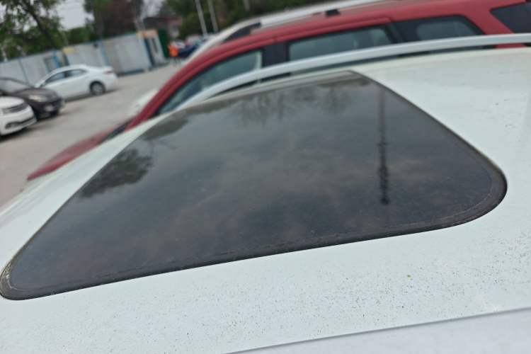 Used Venucia T90 2017 2.0L CVT Smart Edition