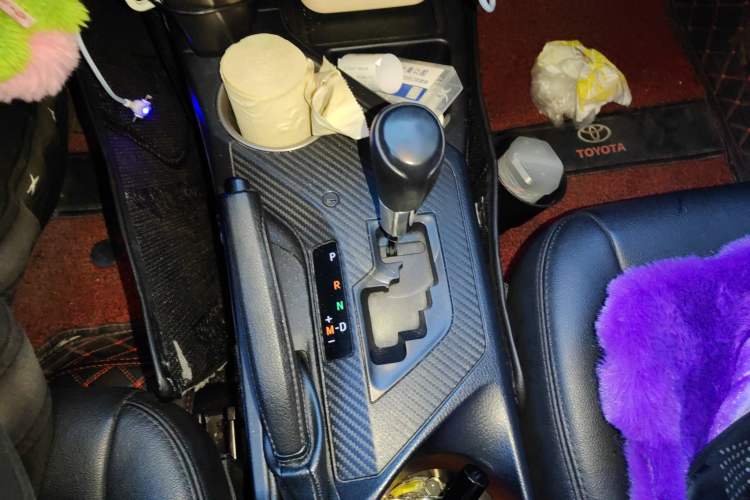 Used Toyota RAV4 2013 2.0L CVT Four-Wheel Drive Fashion Edition