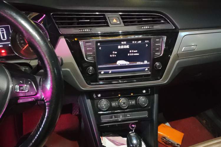 Used Volkswagen Touran 2018 Volkswagen Touran L 280TSI DSG Comfort Edition 7 Seats China V Emission Standard