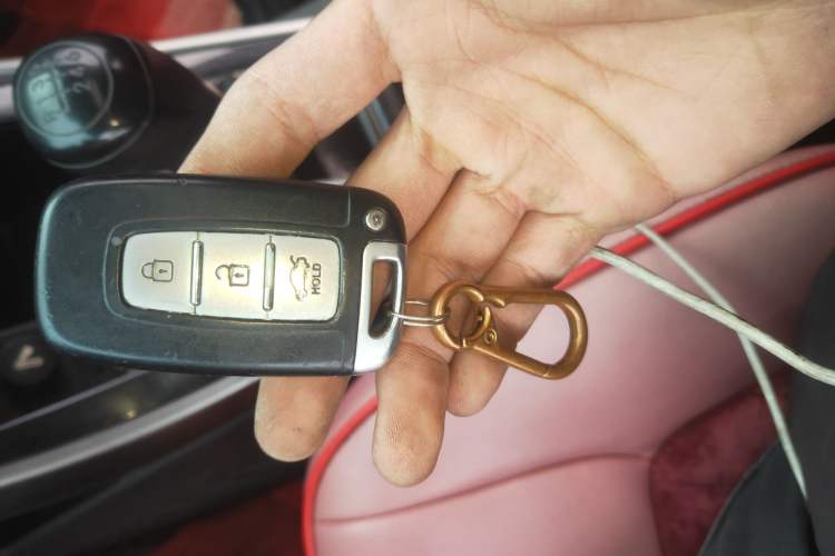 Used Hyundai Elantra (5th Generation / Langdong) 2012 1.6L Manual Leading Model