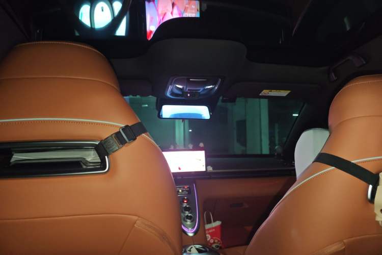 Used ORA Lightning Cat 2022 555 km Luxury Edition