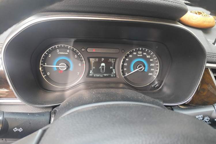 Used Dongfeng Fengon 580 2017 1.5T CVT Smart Style Model