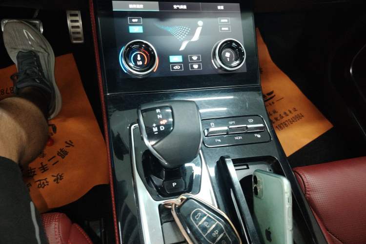 Used JETOUR X70 PLUS 2021 Zhuge 1.6T DCT Wuhou 5-Seater Gear Lever