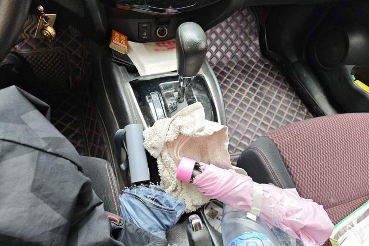 Used Nissan Qashqai 2016 2.0L CVT Elite Edition Gear Lever