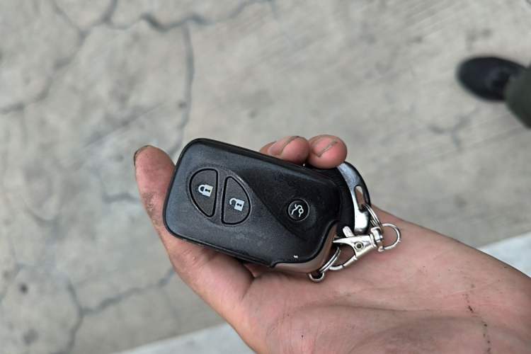 Used Lexus ES 2010 240 Elegant Edition Vehicle Key