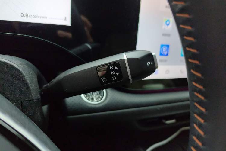 Used CHANGAN CS75 PLUS 2025 4th Generation 1.5T New Blue Whale Smart Flagship Version Gear Lever