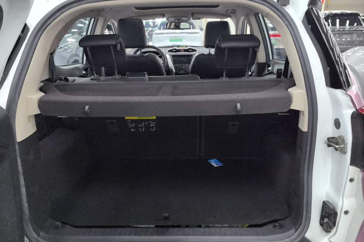 Used BYD Yuan New Energy 2019 EV360 Smart Connect Leading Model Trunk